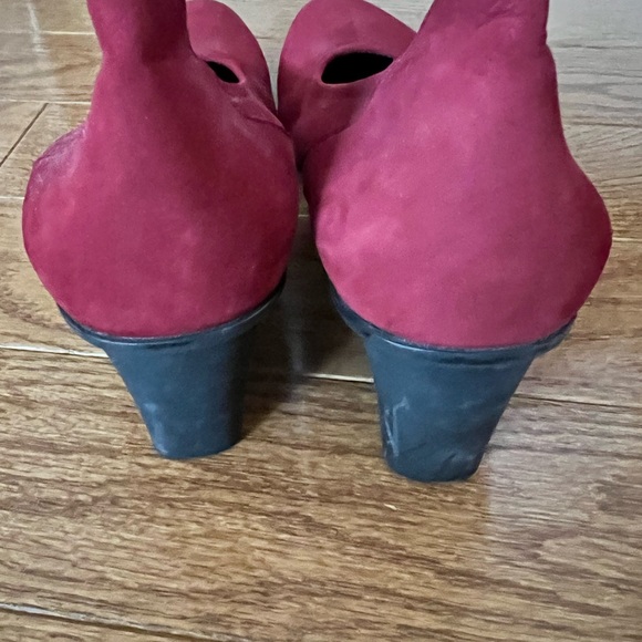 Arche Elegant Burgundy Red Women's Suede Shoes - Picture 3 of 6